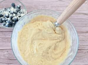 la masa terminada y lista para verter en el molde