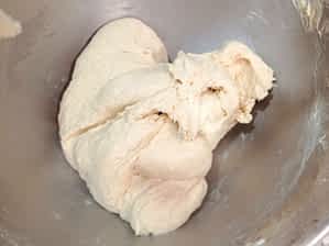 la masa lisa y lista para formar