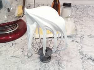 los picos rígidos del merengue suizo