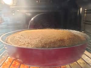 pan de maíz en el horno