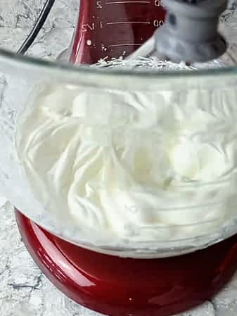 nata para montar en con la batidora de pie