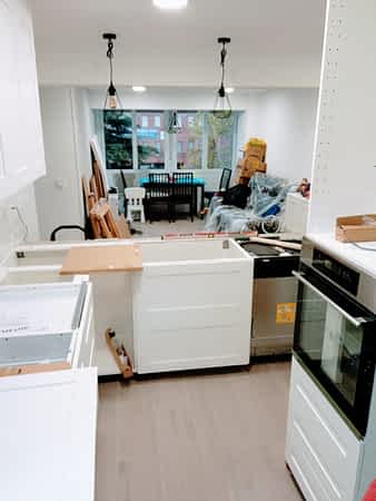 instalación de los armarios de cocina