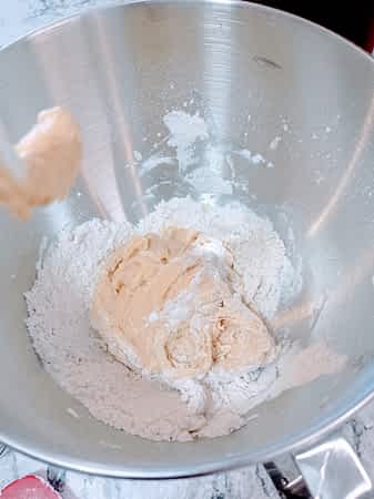 la masa justo después de añadir los huevos