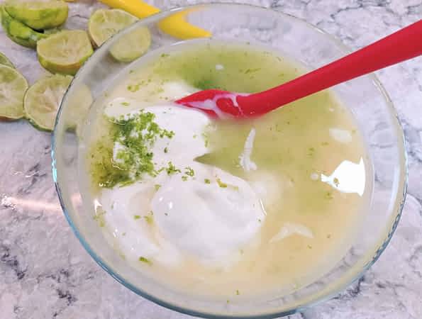 ingredientes del relleno en un tazón