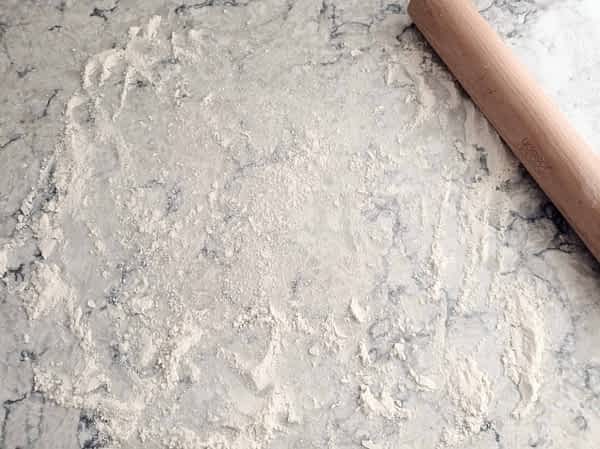 enharinar la encimera