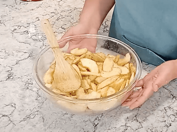 Tener preparado y frío el relleno elegido. el relleno preparado