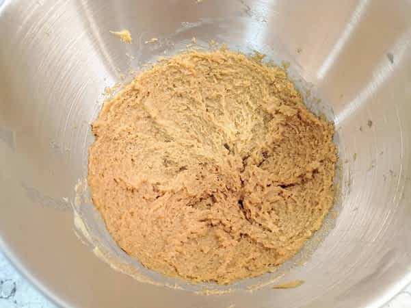 masa con azúcar mezclado