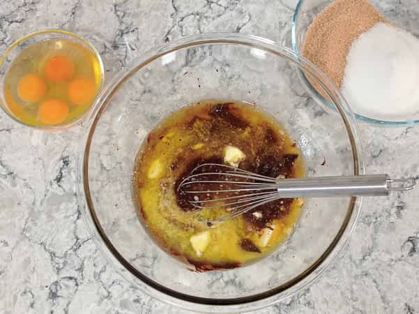 derretir el chocolate troceado con mantequilla