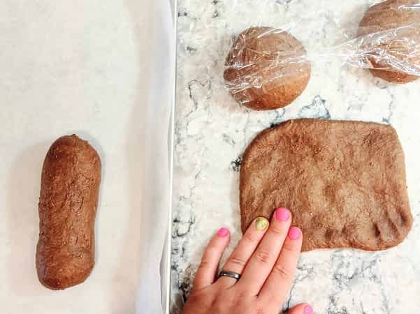 aplanando la masa a un rectangulo