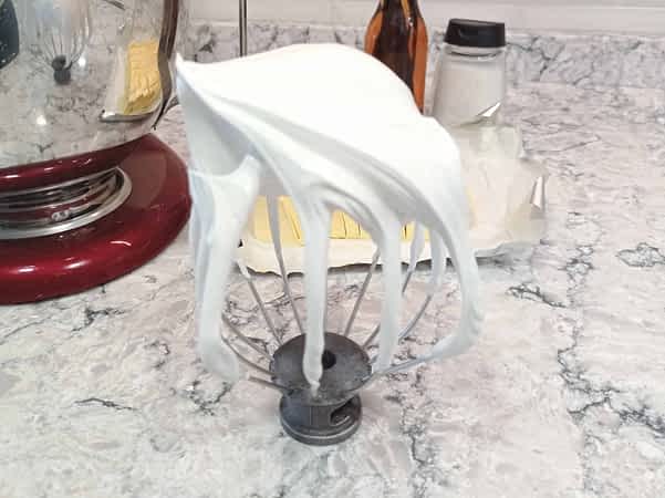 los picos rígidos del merengue suizo