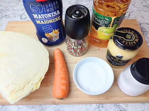 los ingredientes para hacer ensalada americana