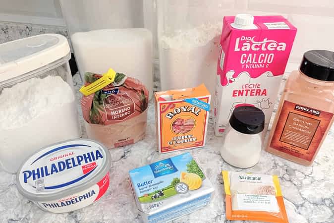 ingredientes para hacer los mejores cinnamon rolls americanos
