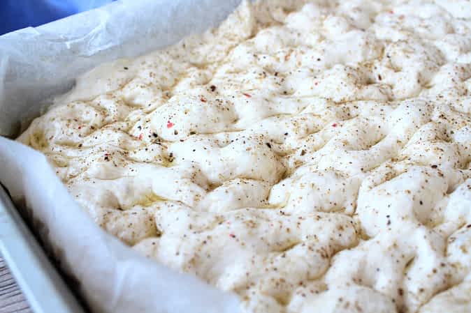 la masa preparada para entrar en el horno