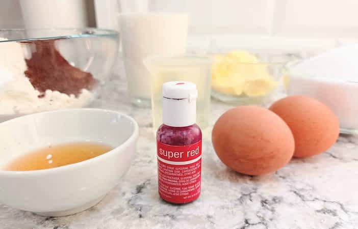 los ingredientes para hacer la mejor tarta red velvet americana