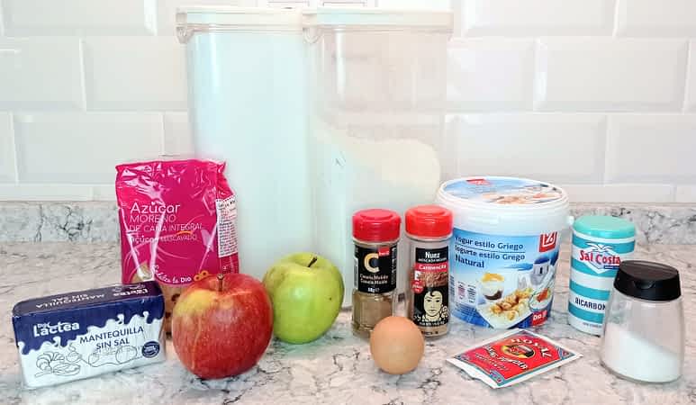 ingredientes para hacer muffins de manzana