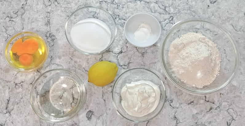 ingredientes para los muffins de yogur