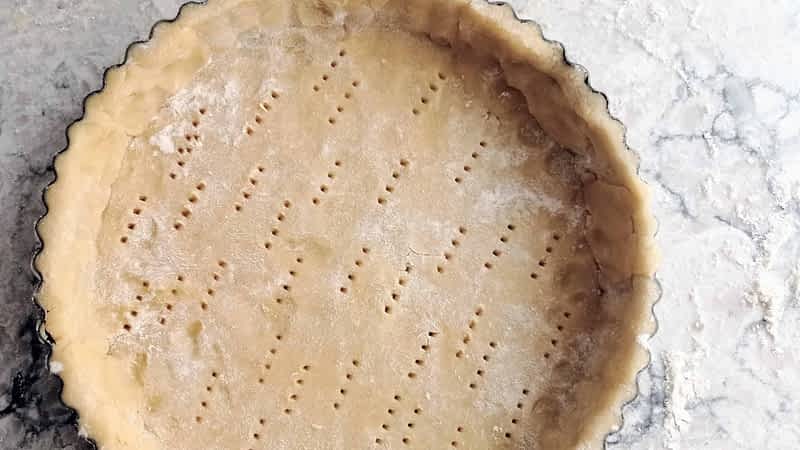 pate sablee en su molde